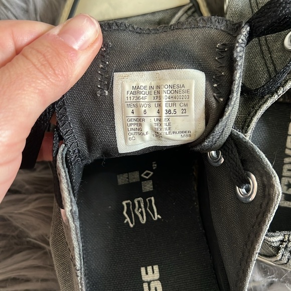 Acid Wash Converse Low Tops - Picture 6 of 6